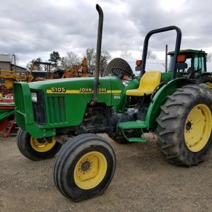 John Deere 5105
