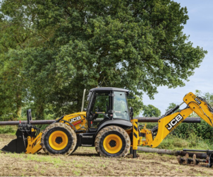 JCB Polemaster Plus